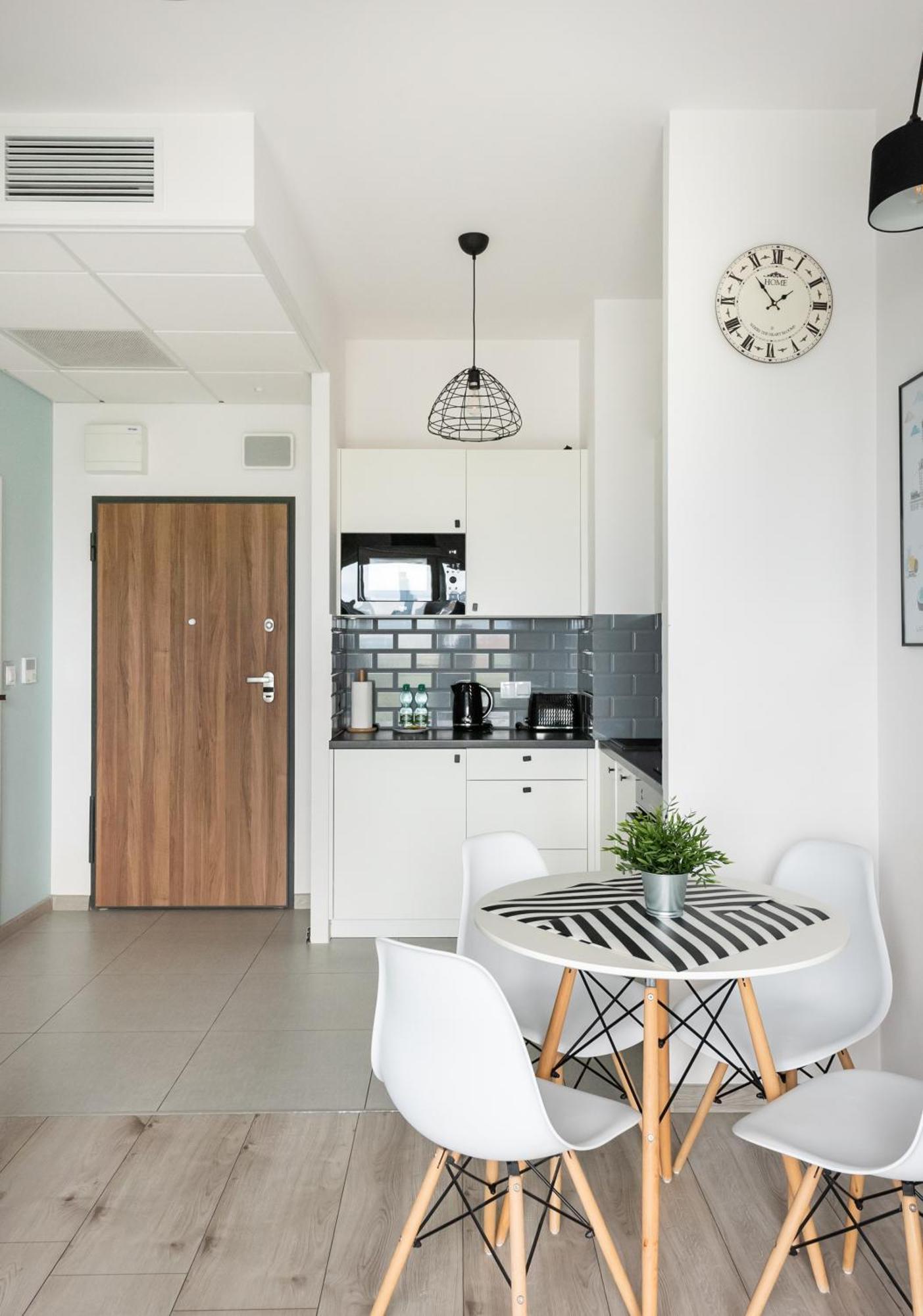 Prymasa Tysiaclecia Comfort Apartment Warschau